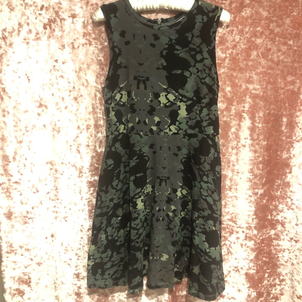 🎀 VANS CAMO SKATER DRESS